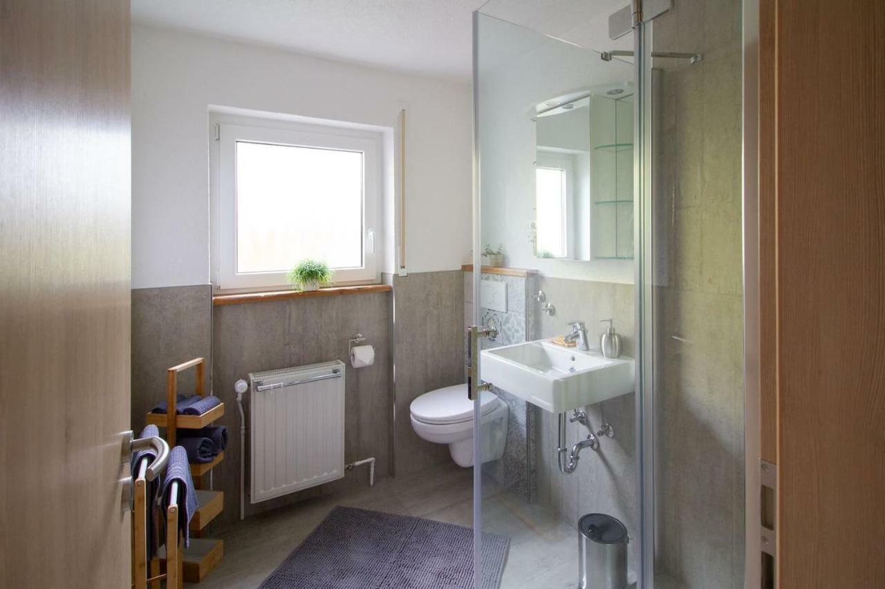 Schoene Und Helle Ferienwohnung In Pfaffenweiler Villingen-Schwenningen Bagian luar foto