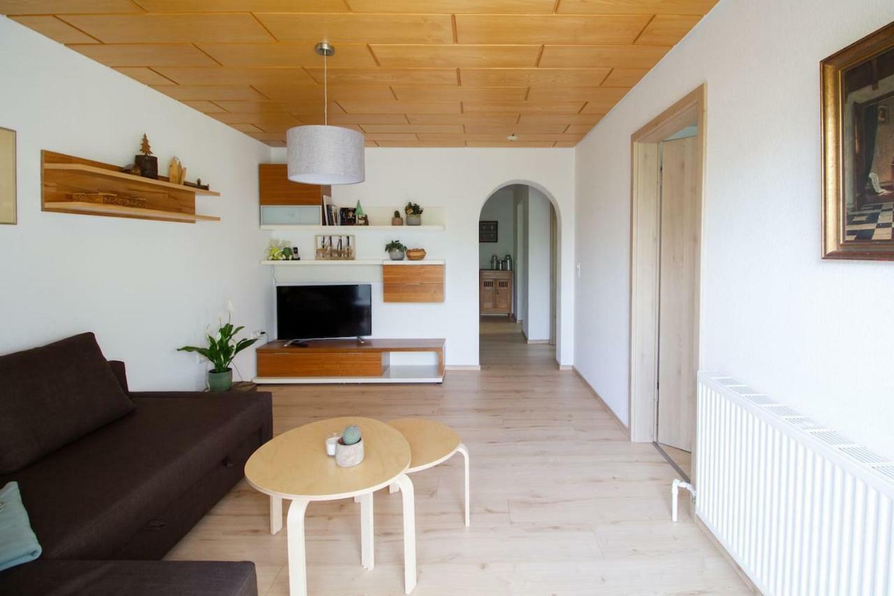 Schoene Und Helle Ferienwohnung In Pfaffenweiler Villingen-Schwenningen Bagian luar foto