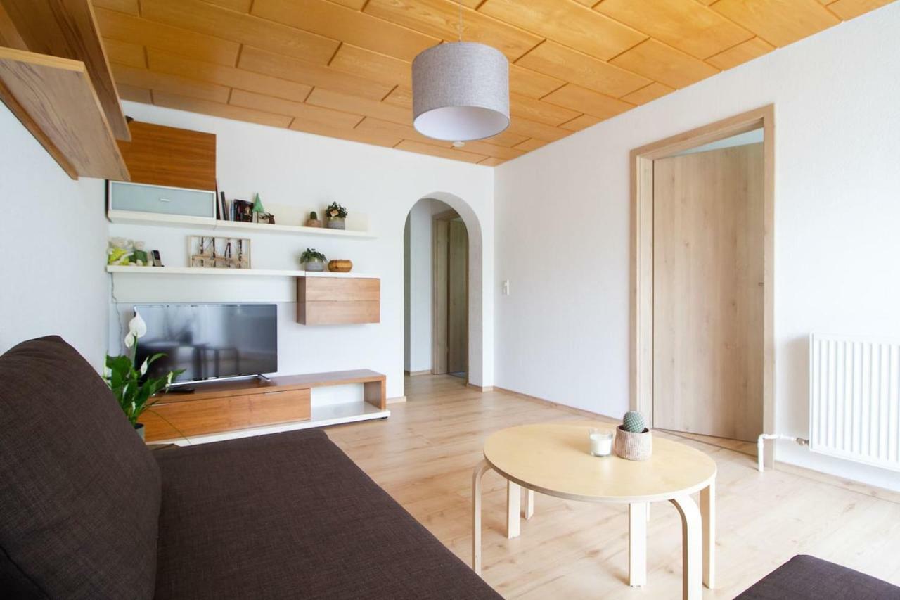 Schoene Und Helle Ferienwohnung In Pfaffenweiler Villingen-Schwenningen Bagian luar foto